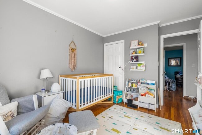 Building Photo - 540 Lakeside Dr