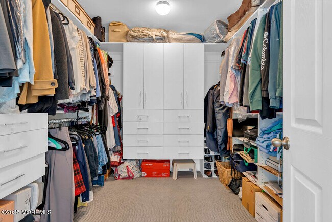 Building Photo - 26 Malcolm Way