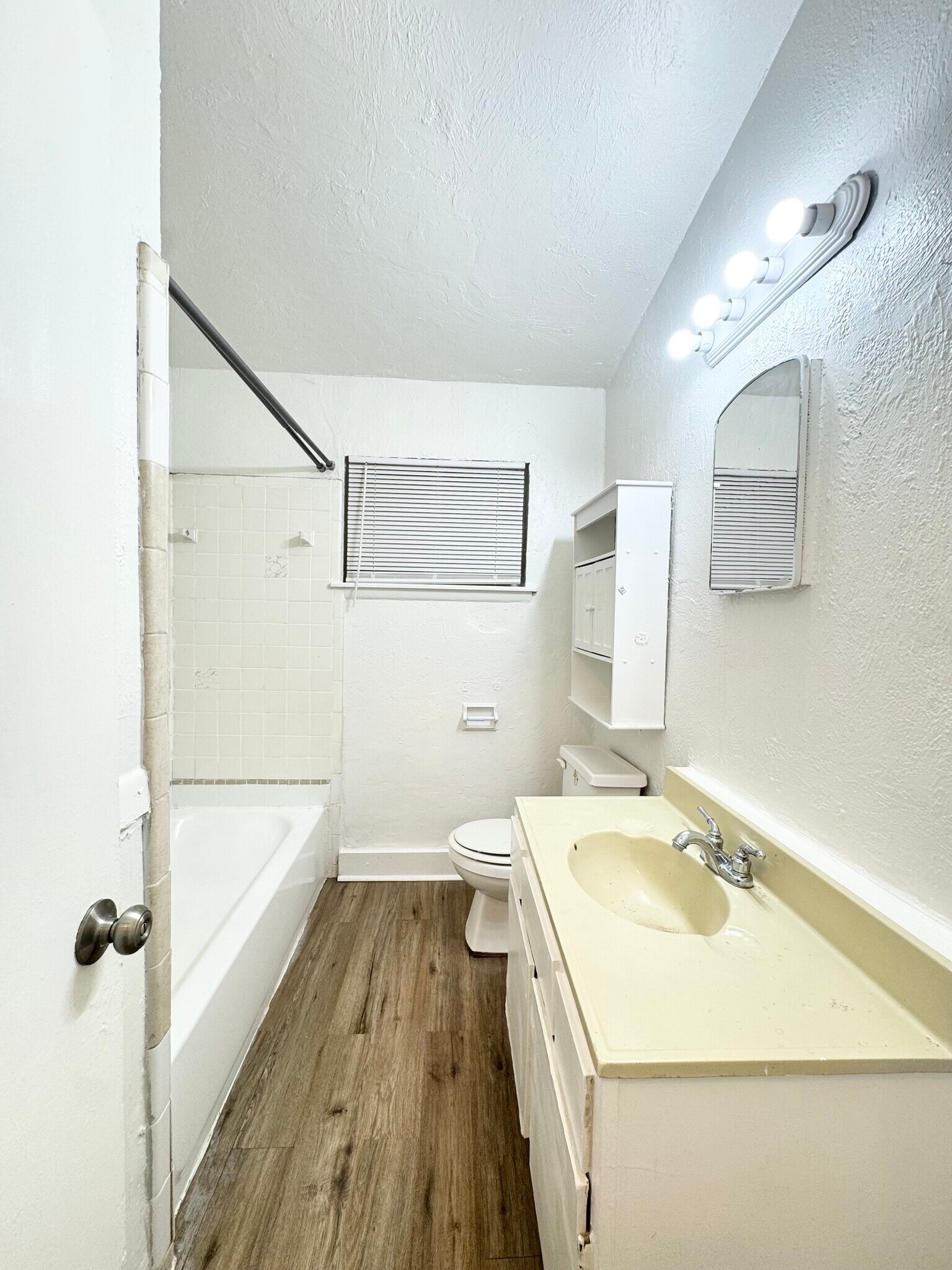 Building Photo - 616 NW 92nd St