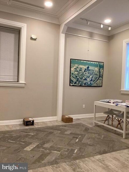 Building Photo - 306 Cooper St