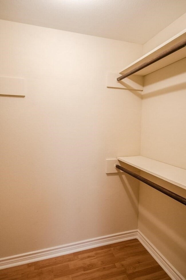 Building Photo - 3500 Tangle Brush Dr