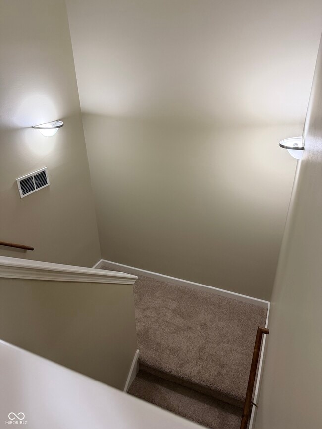 Building Photo - 13030 N Jenna Ct