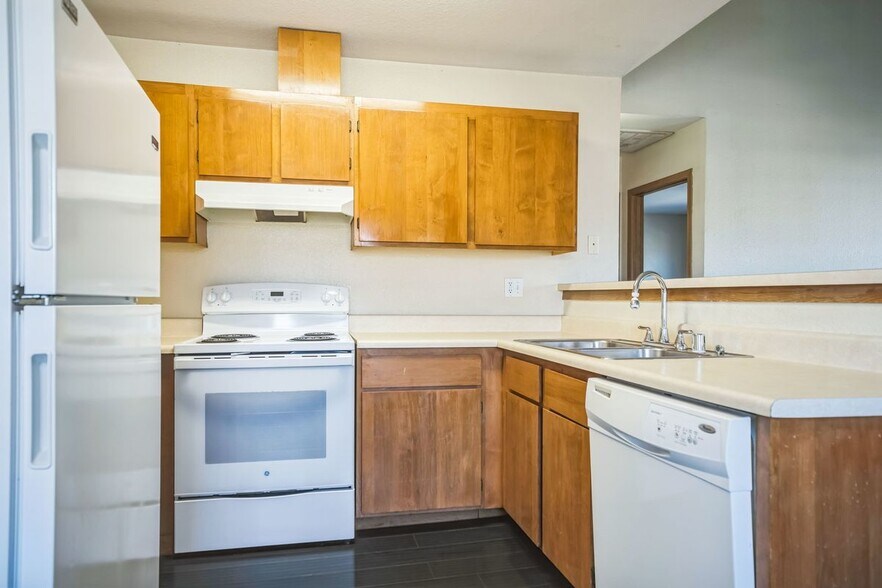 Building Photo - 2654 Bryandouglas Dr