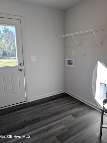 Building Photo - 6717 Hardwick Ln