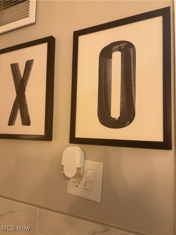 Building Photo - 12520 Edgewater Dr