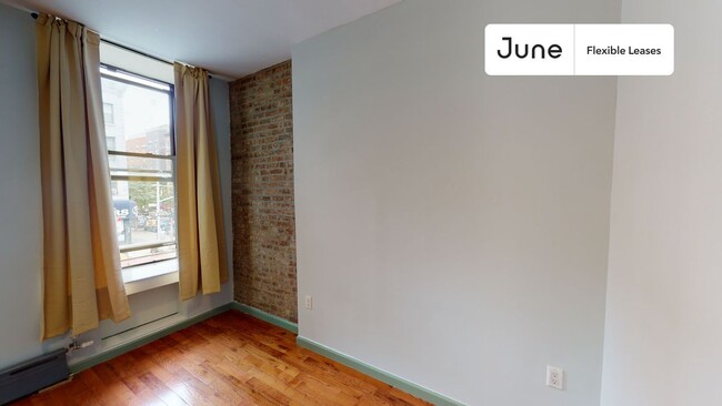 Building Photo - 2036 Second Avenue