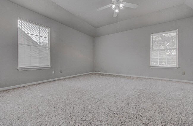 Building Photo - 2509 Riddle Rd