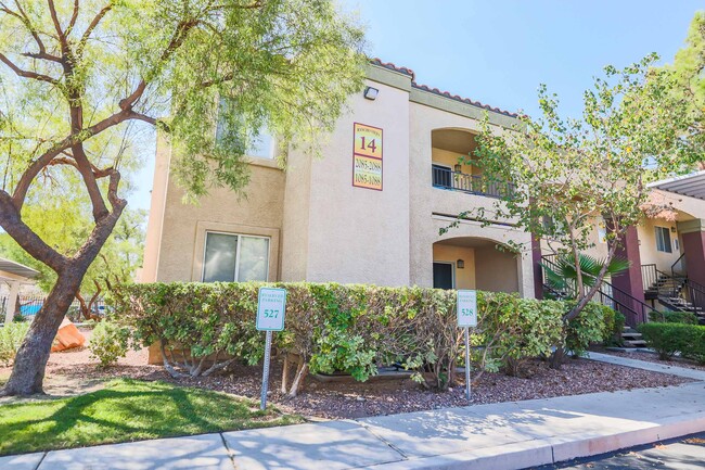 Building Photo - 7885 W Flamingo Rd