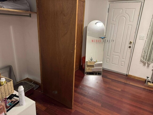 Building Photo - 21-12 29th St