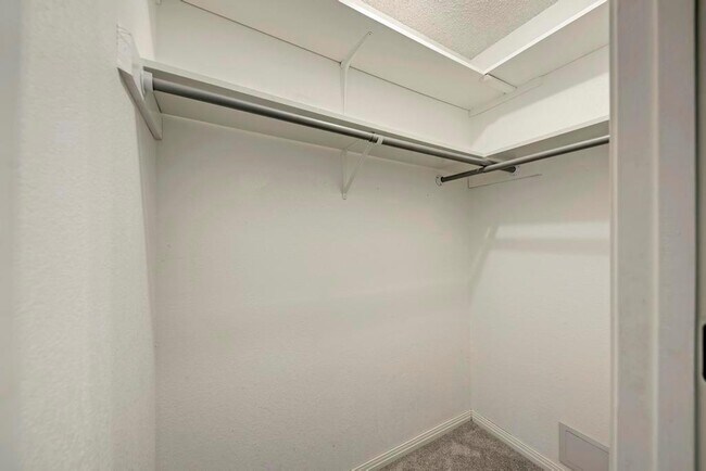 Building Photo - 103 Hutto St