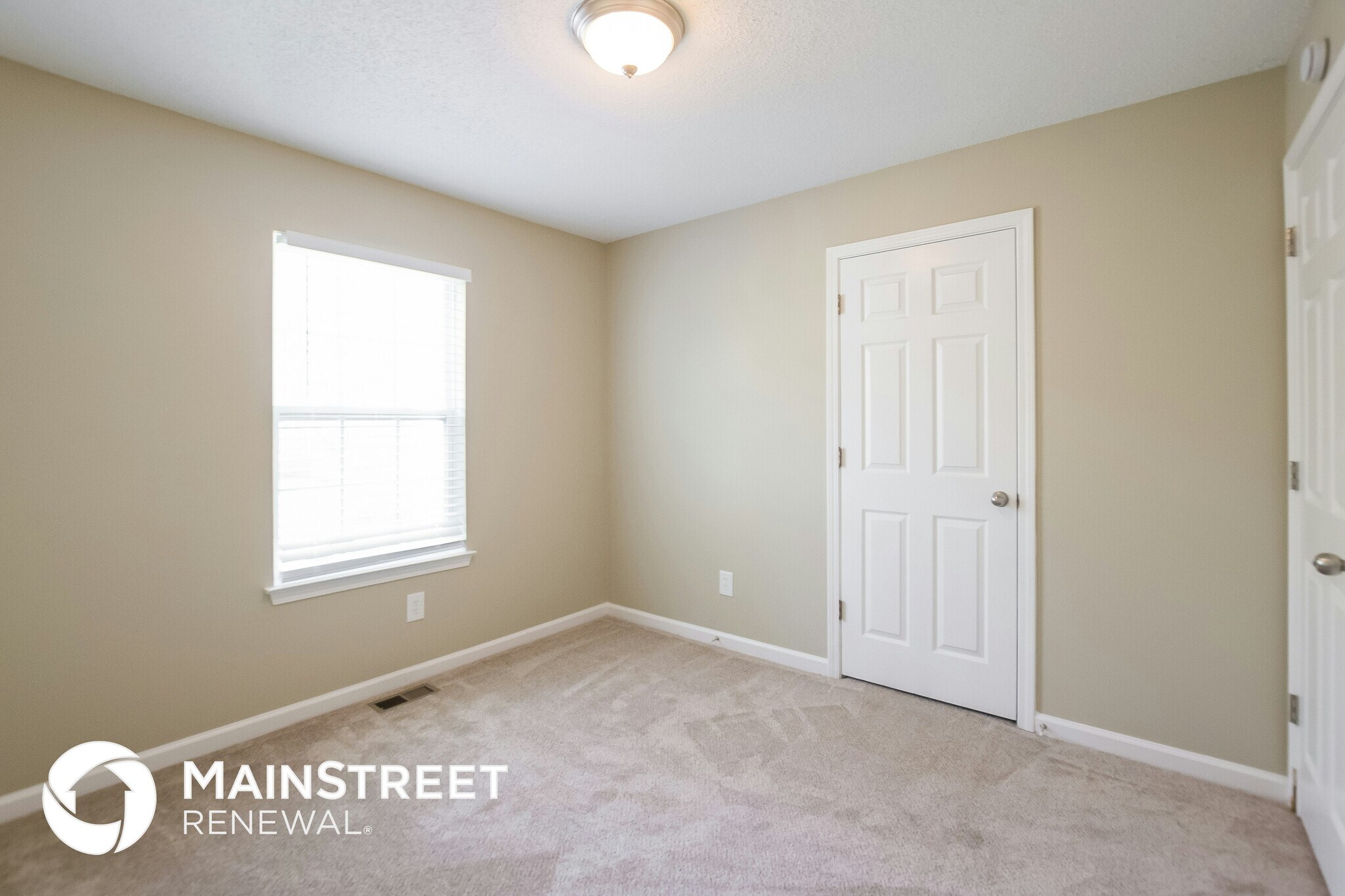 Building Photo - 7370 Hunters Ridge Dr