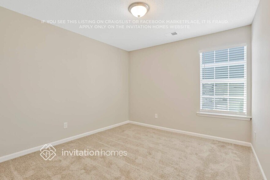 Building Photo - 3146 Imperial Cir SW