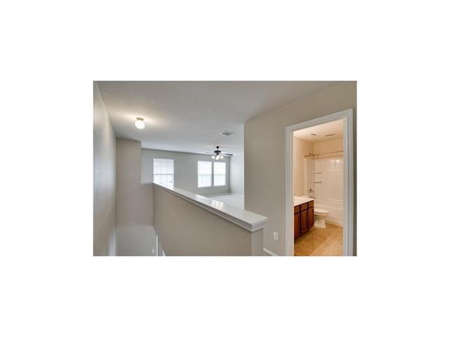 Building Photo - 8729 Noontide Dr