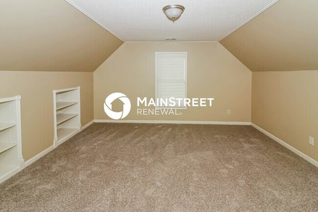 Building Photo - 4 Bedroom Pet-Friendly Home in Cordova, TN with Main Street Renewal