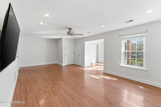 Building Photo - 58 Frontier Way