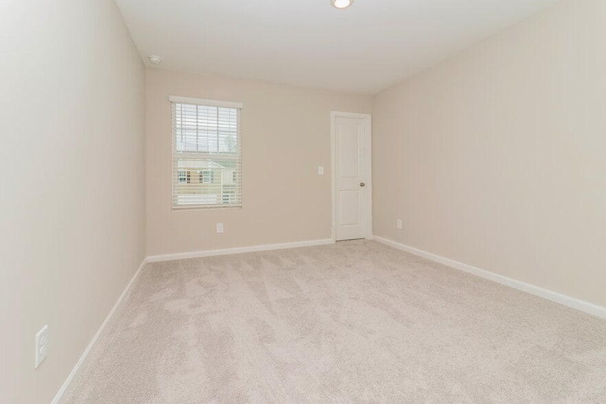 Building Photo - 506 Knightsbridge Ln