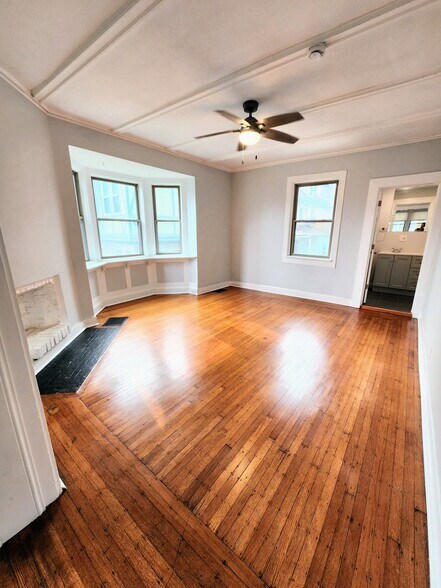 Building Photo - 5396 Stanton Ave