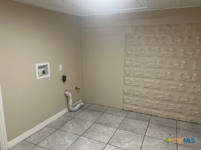 Building Photo - 303 San Marcos Hwy