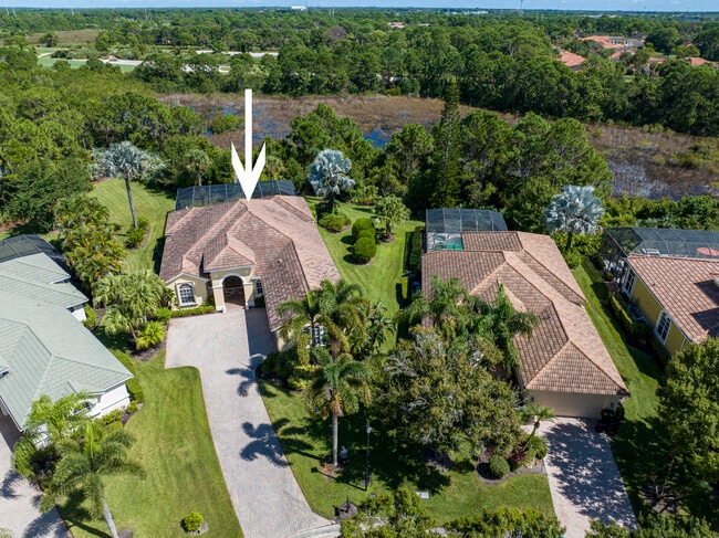 Building Photo - 9624 Crooked Stick Ln