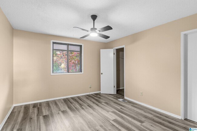 Building Photo - 510 Running Brook Rd