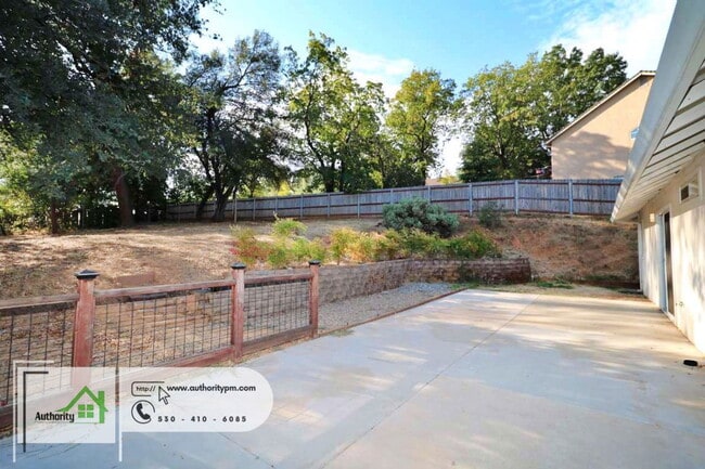 Building Photo - 4561 Moyvane Dr