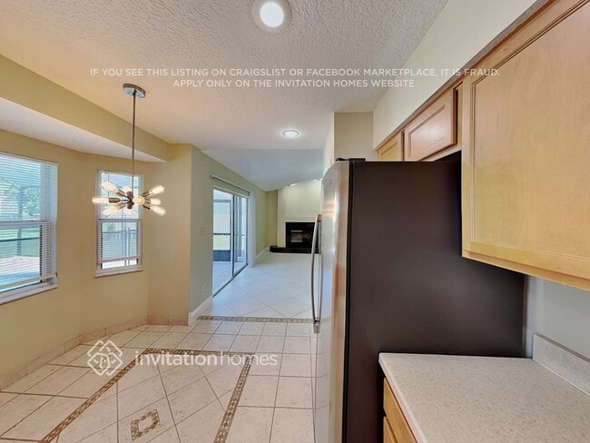 Building Photo - 3907 Kiawa Dr