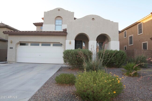 Building Photo - 2732 E Canyon Creek Dr
