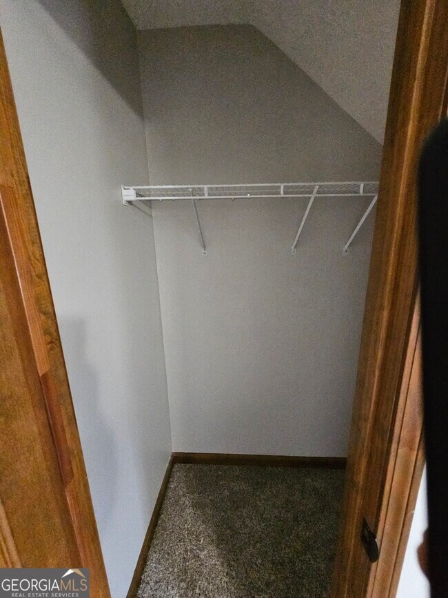 Building Photo - 5525 Wedgewood Ct SW