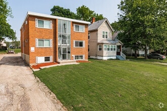 Building Photo - Elliott Apartments