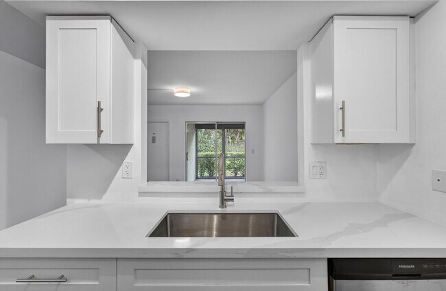 Building Photo - 6258 Chasewood Dr