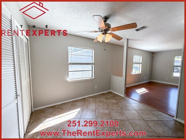 Building Photo - 817 Timbers Dr