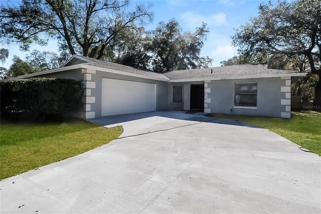 Primary Photo - 2301 Willow Branch Ave