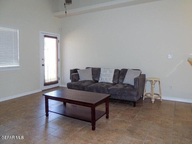 Building Photo - 14325 Coyote Trail Dr
