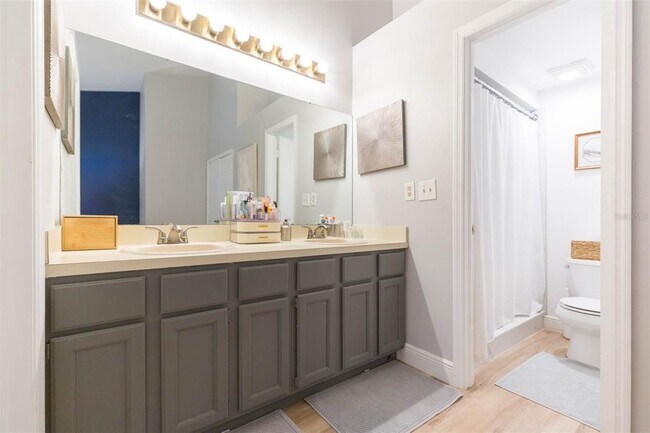 Building Photo - 14123 Trouville Dr