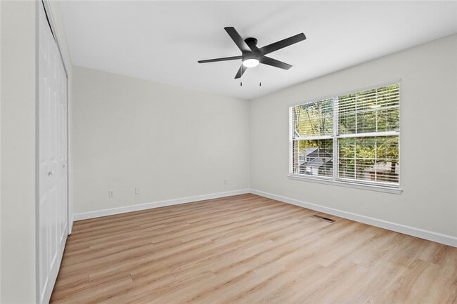Building Photo - 2074 N Kantz Ln