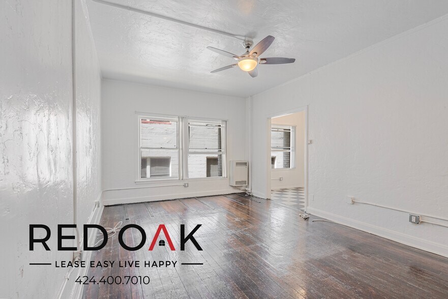 Building Photo - 854 S Oxford Ave