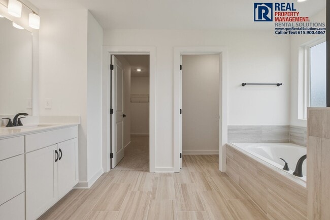 Building Photo - BRAND NEW luxury 5BD 4BA home w/ neighborhood pool! Triple Rockvale Schools! Internet included!