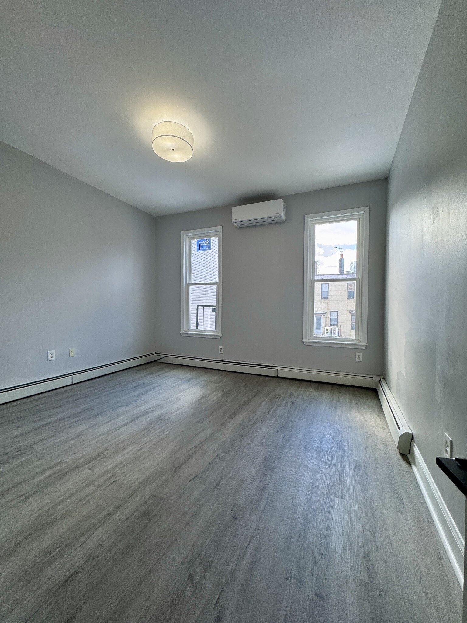 Building Photo - 97 Reservoir Ave