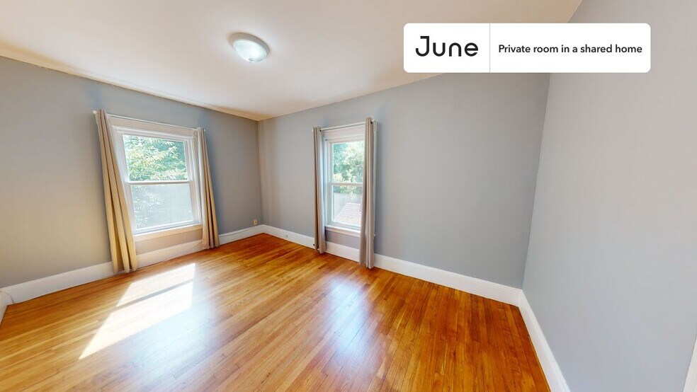 Building Photo - Room in Shared 7 bed/2 bath home