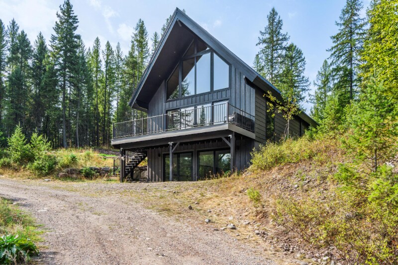 Building Photo - 172 E Many Lakes Dr