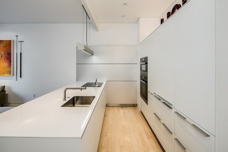 Building Photo - 1479 Delgany St