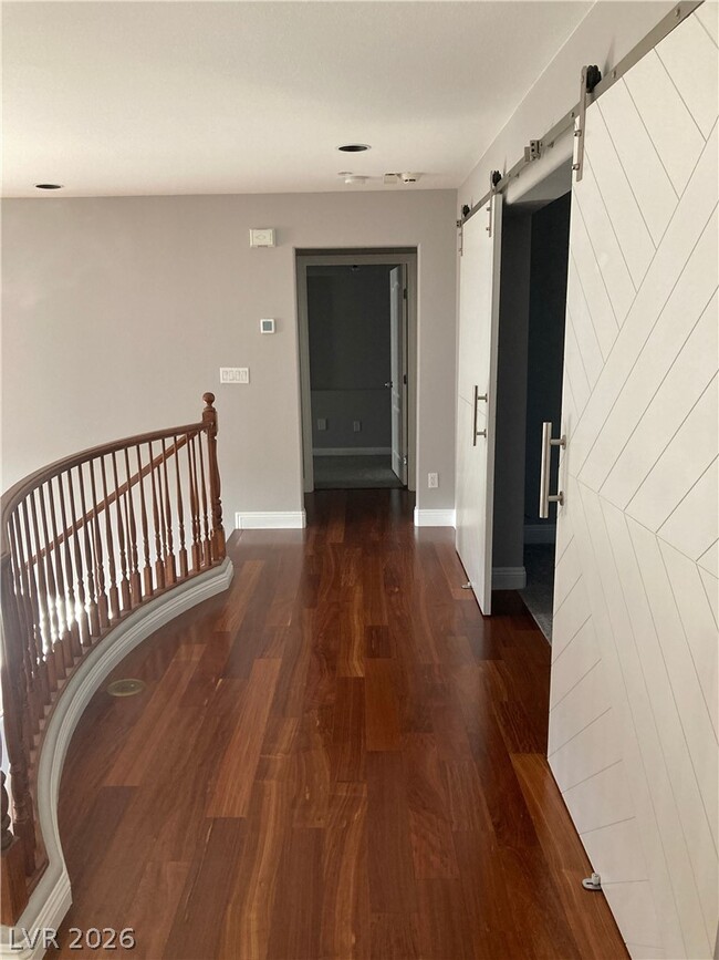 Building Photo - 7020 N Albatross Attic St