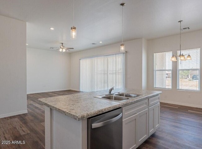 Building Photo - 8582 W Reventon Dr