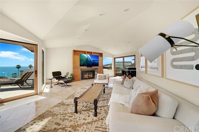 Building Photo - 37 Emerald Bay