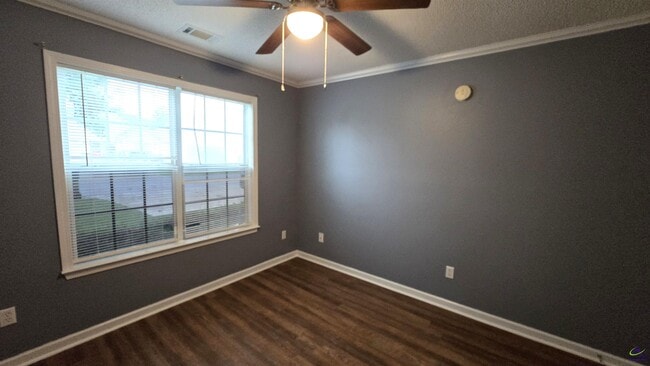 Building Photo - 126 Rolling Woods Cir