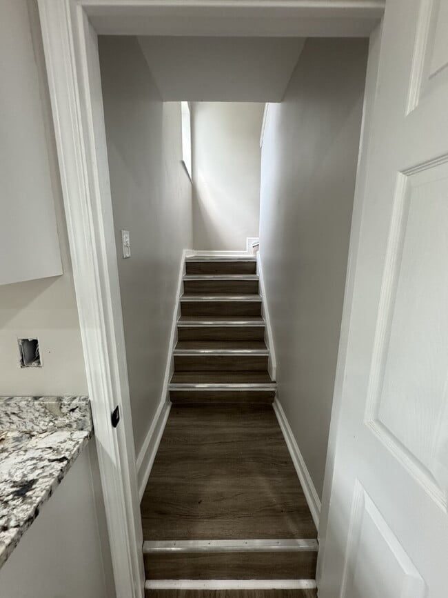 Building Photo - Five Bedrooms. Two Bathrooms. One Perfect ...