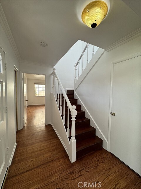 Building Photo - 4918 Haskell Ave