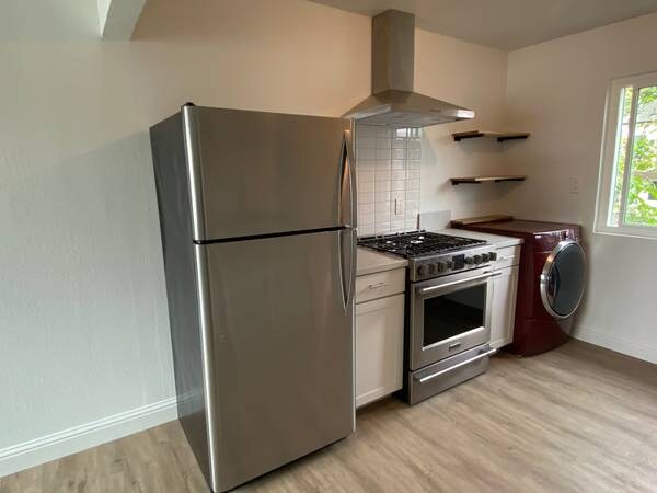 Building Photo - 990 63rd St