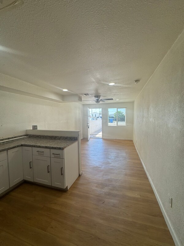 Building Photo - 2806 W Melvin St