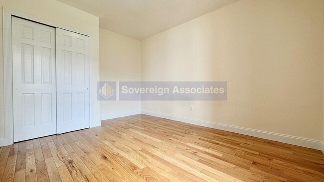 Building Photo - 585 W 204th St